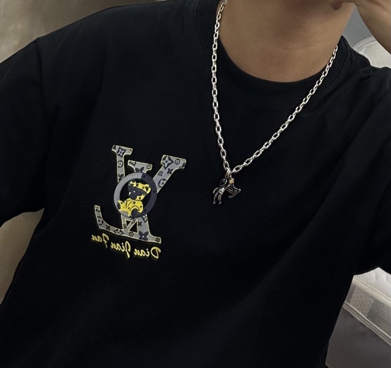 LV Necklaces